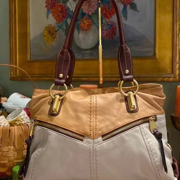B Makowsky Cream/Brown/Caramel Smooth Leather Large Tote Shoulder Bag EUC - Picture 3 of 17